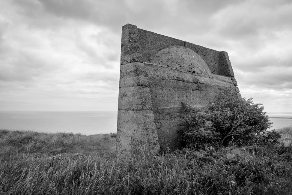 http://www.bertrandcarriere.com/files/gimgs/th-79_79_003_Soundmirrors_DSC3895.jpg